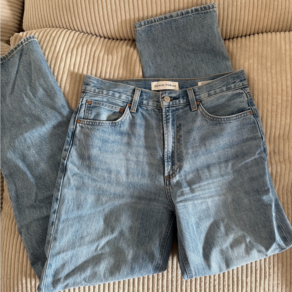 Aritzia Mid Rise Straight Leg Jeans